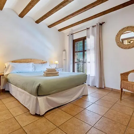 Farm stay Cal Tous, La Socarrimada *